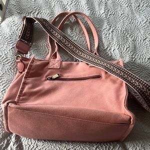 Urban Originals Pink canvas handbag tote crossbody shoulder strap